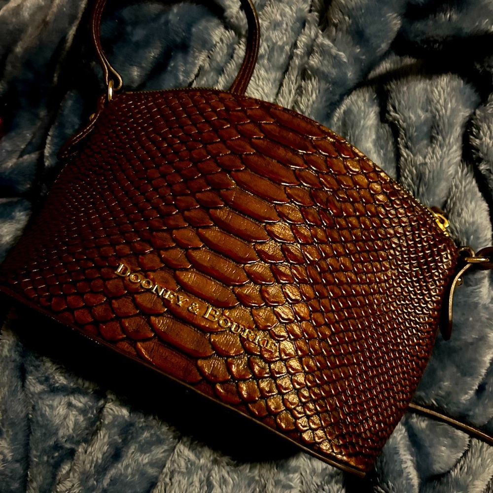 Dooney & Bourke crossbody - rich brown